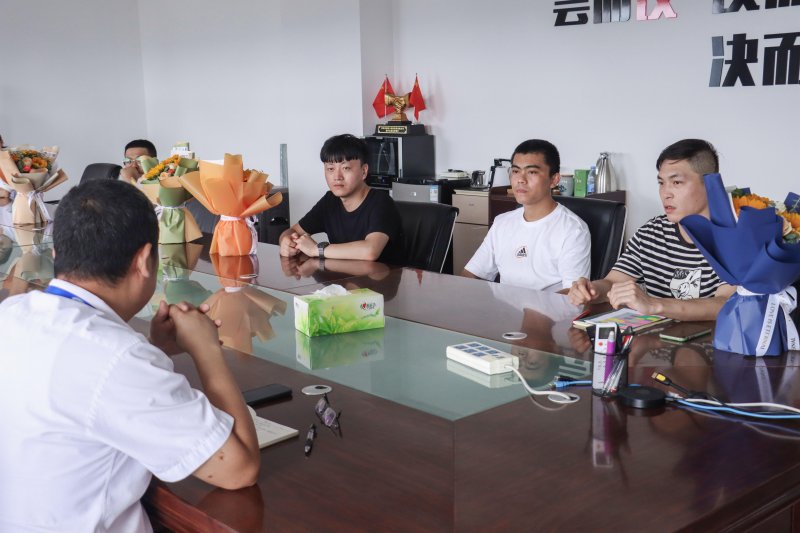 开云电竞俄罗斯家人们凯旋归来