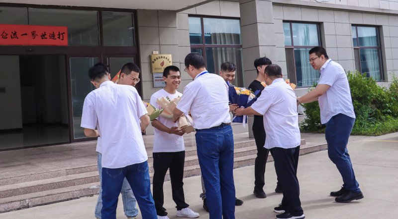 开云电竞俄罗斯家人们凯旋归来
