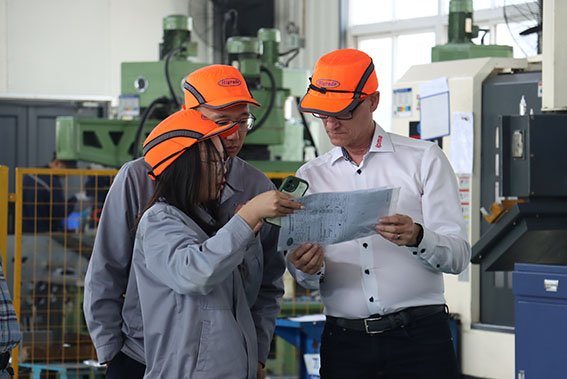 客户来访考察季，，，，洽谈相助正忙时，，，，开云电竞迎来外洋客户考察岑岭期！