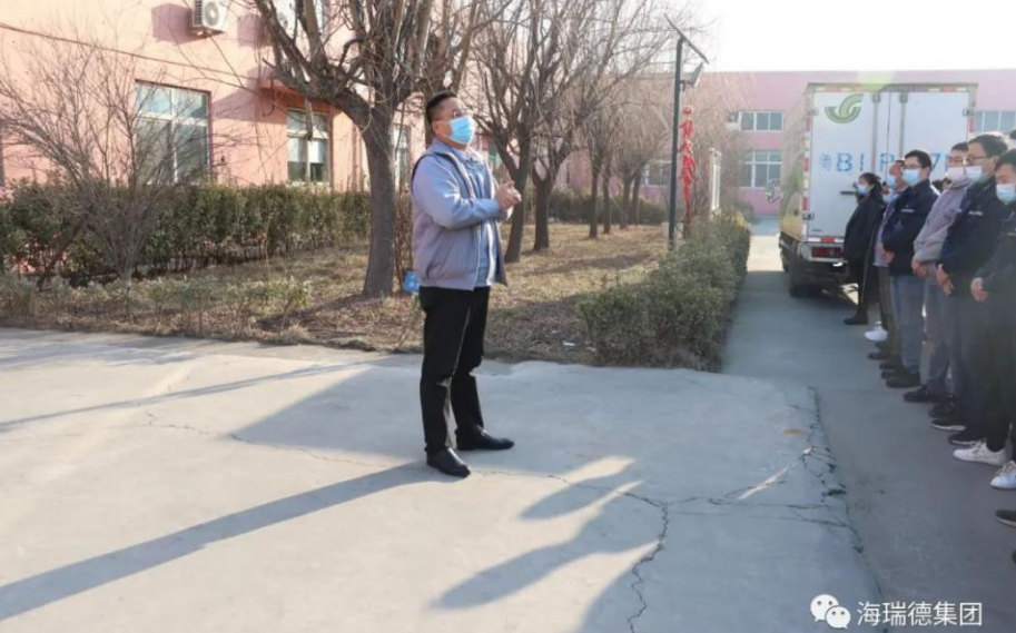 开工，，，，模具，，，，工业园，，，，智能化妆备
